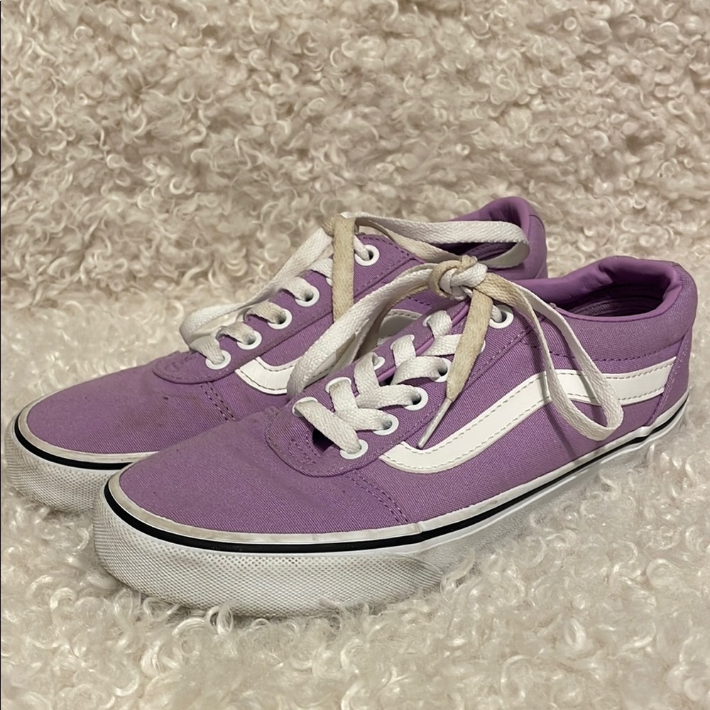 Vans Women's Purple Canvas Sneakers